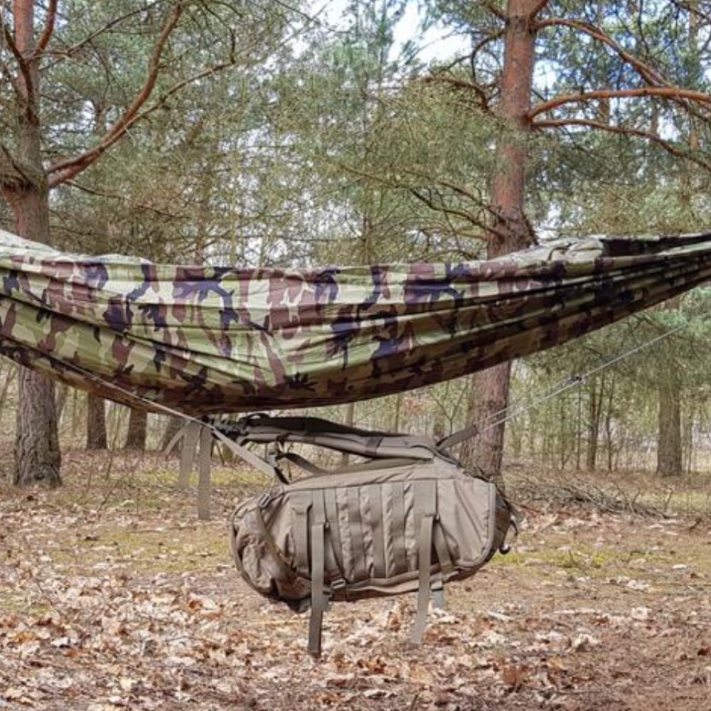 Bushmen PRO Whoopie Slings holding bag