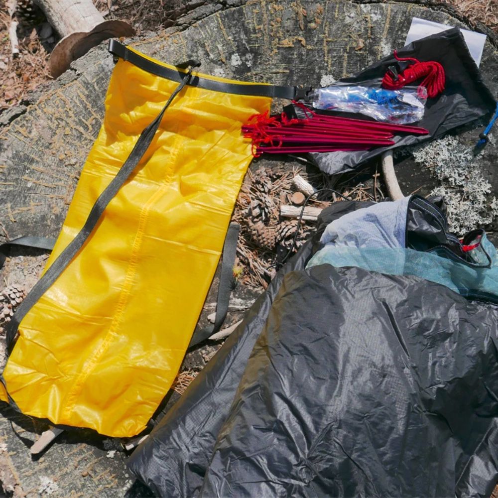 FLAME’S CREED Lanshan 2 Person Ultralight Backpacking Tent (Green, 15D) what's in the bag