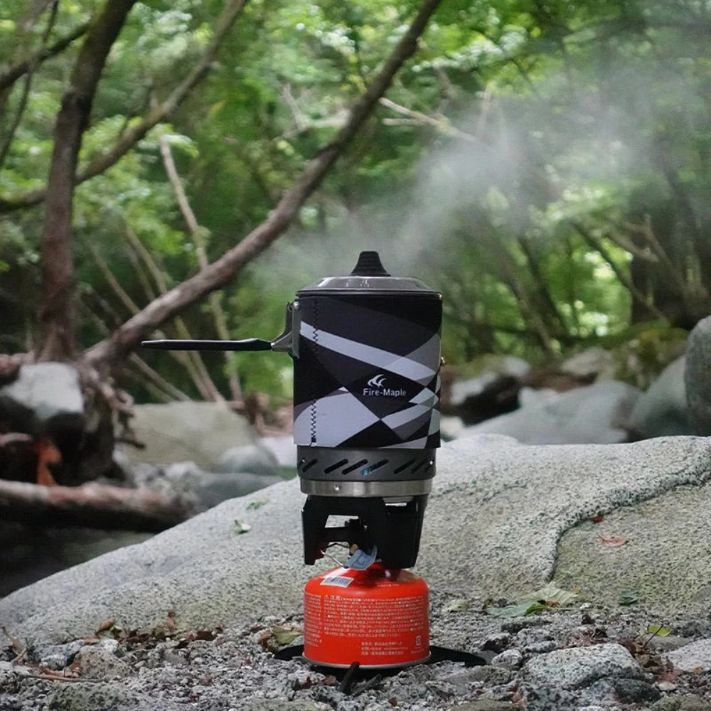 Firemaple Star X2 Cooking System (Black) in woods