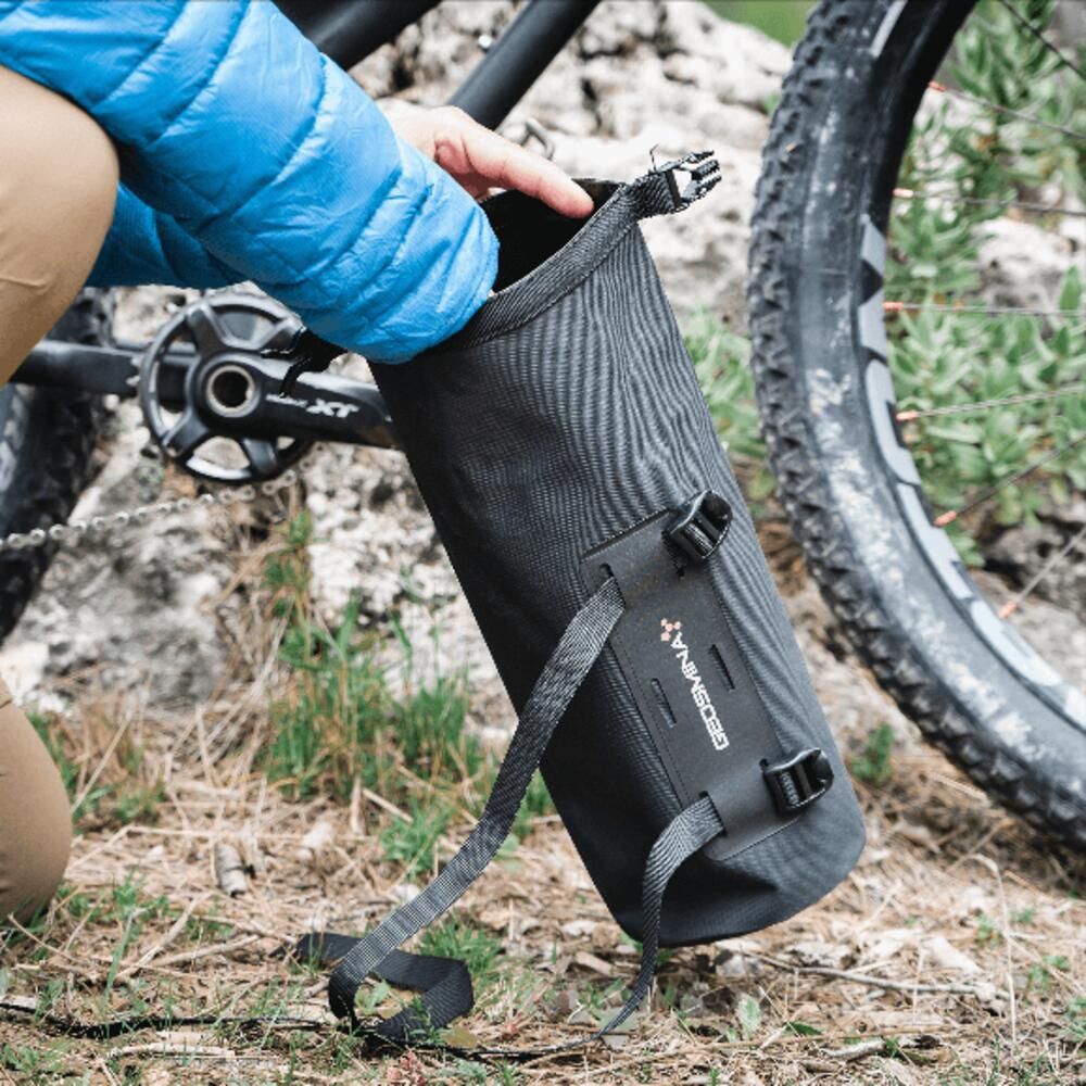 Geosmina Cargo Bag open