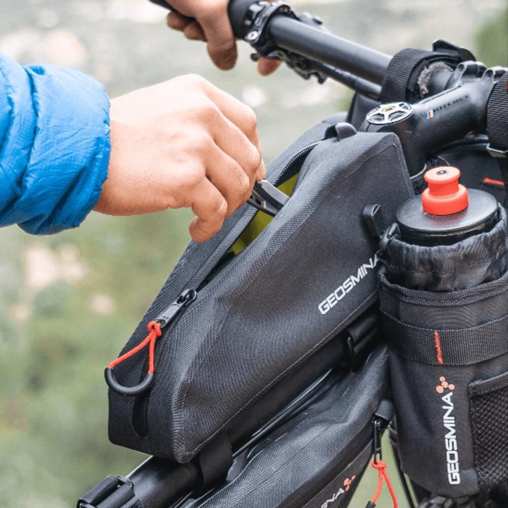 Geosmina Large Top Tube Bag on bike