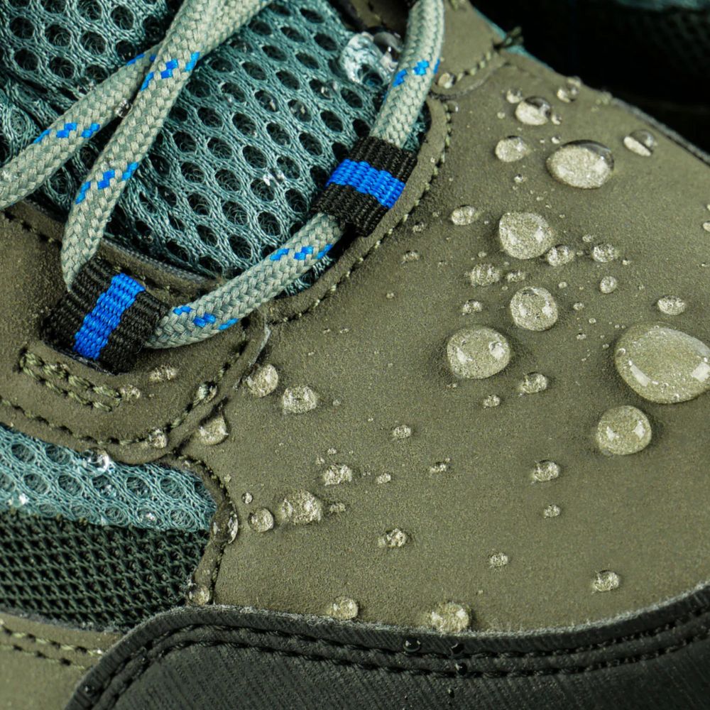 Grangers Footwear Repel Plus (275ml) on hiking boot