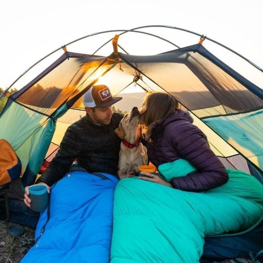 Kelty Cosmic Ultra 20 Degrees 800F Dridown Women's Sleeping Bag (Regular) in tent