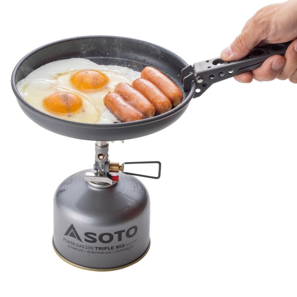 SOTO Navigator Frying Pan making breakfast