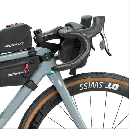 Geosmina Small Handlebar Bag on bike