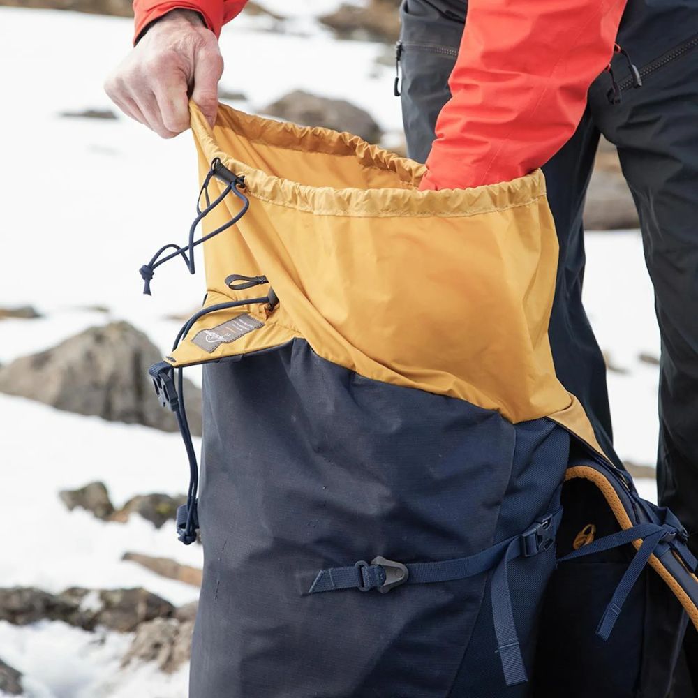 Lowe Alpine Halcyon 35:40 Backpack open