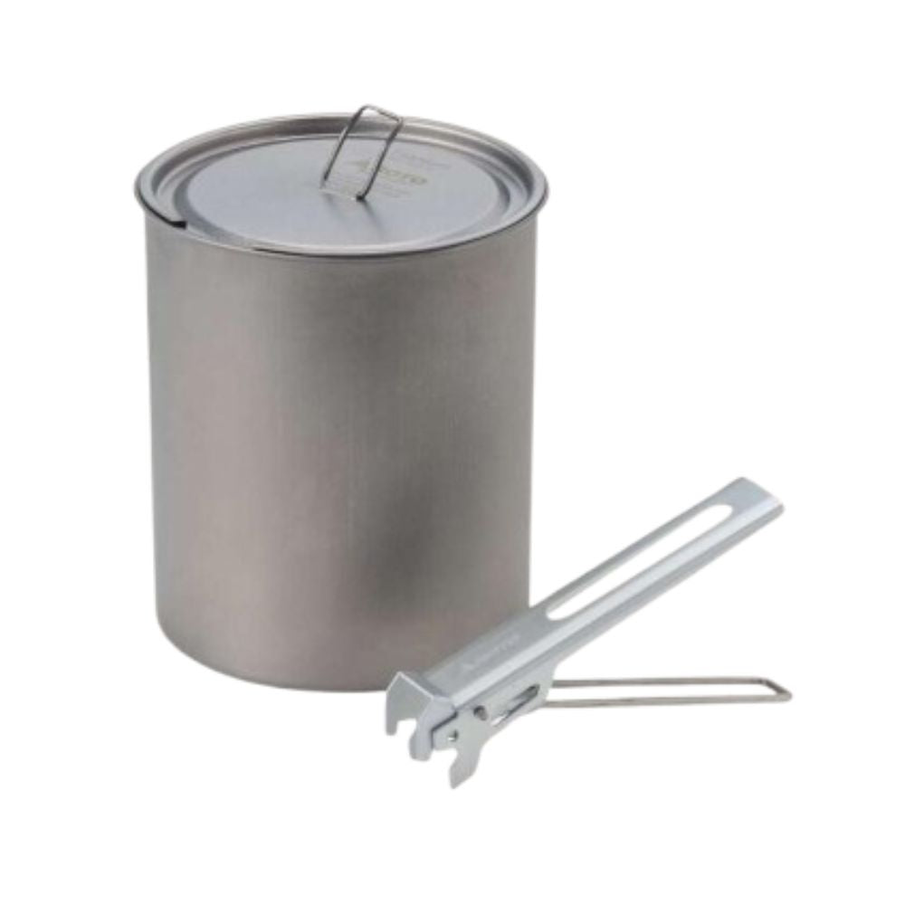  SOTO Titanium Pot 750 stock photo