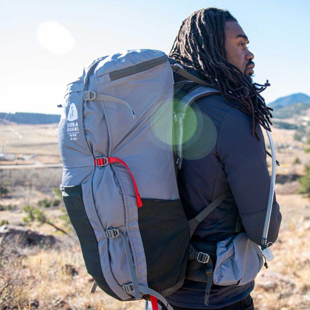 Sierra Designs Flex Trail 40-60L (Wild Dove/Peat) outdoors